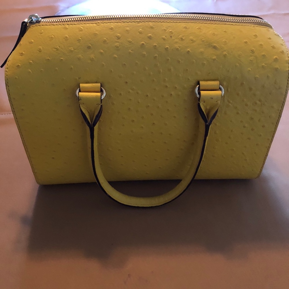 Kate Spade canary yellow embossed bag - Picture 3 of 4